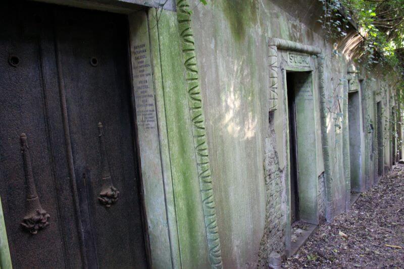 Rooms on the Egyptian Avenue in Highgate Cemetery West