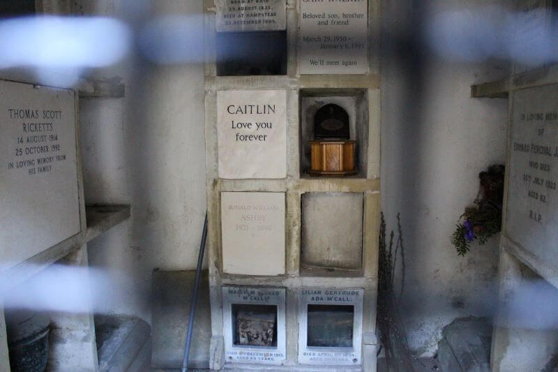 Columbarium in the circle of Lebanon in Highgate Cemetery West