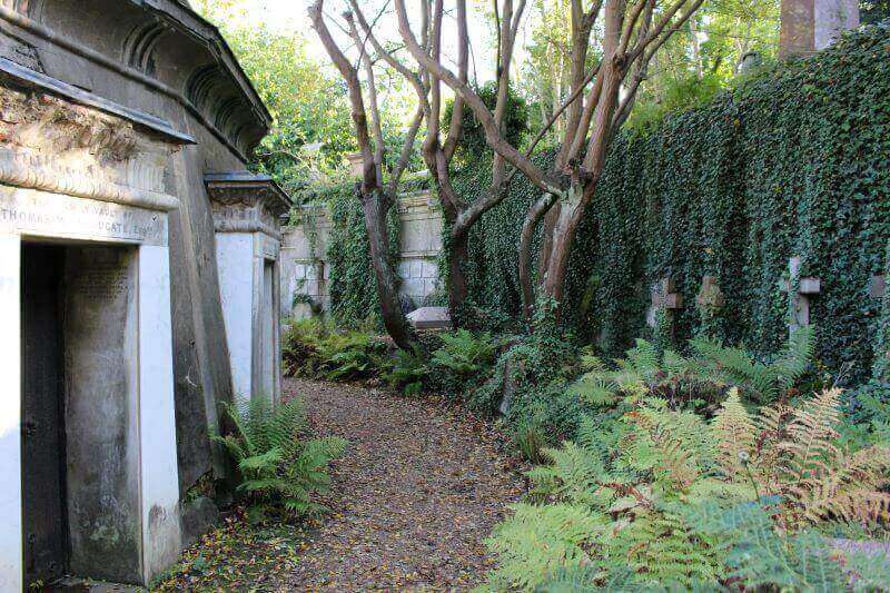 The Circle of Lebanon in Highgate Cemetery West