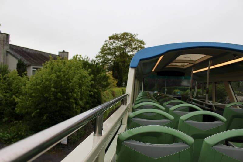 No top roof bus of stagecoach