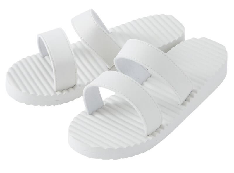 MUJI white sponge sandal