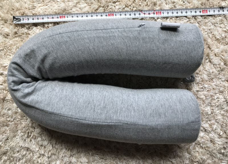 measuring GUAPO neck pillow