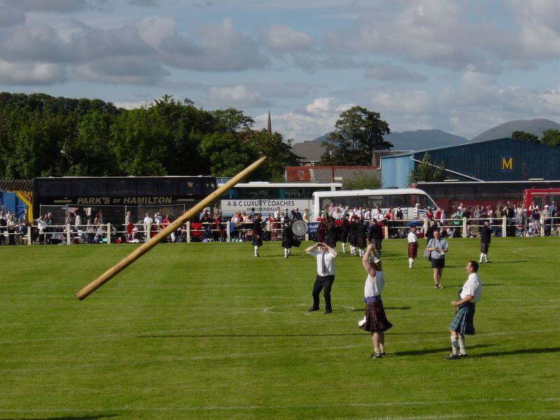 Tossing the Caber at Bute Highland Games