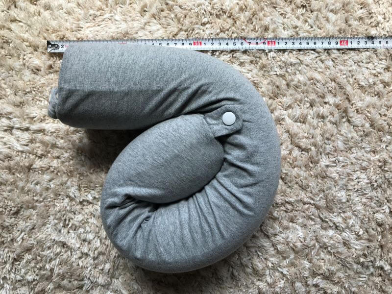 measuring GUAPO neck pillow